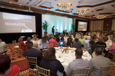 Kelly Lynn Photography Event-00092.jpg