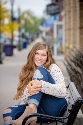Kelly Lynn Photography Seniors-00001.jpg
